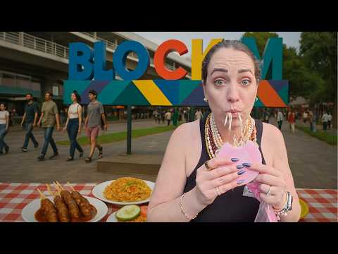 Trying VIRAL STREET FOOD in Jakarta, Indonesia 🇮🇩 *Block M*
