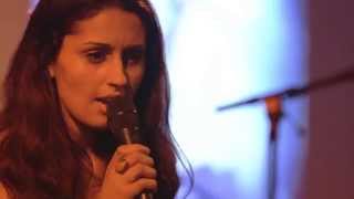 Juliana Martina - Si se calla el cantor