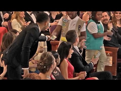 Unaired Footage Of Celebrities Buying Girl Scout Cookies # Oscars 2016