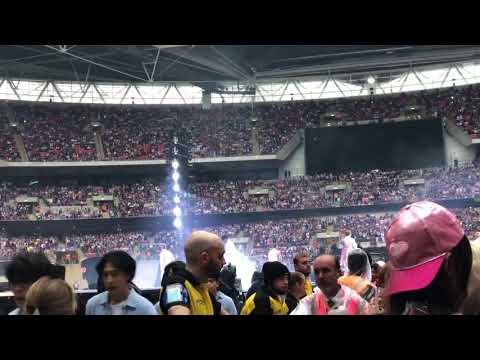 BTS Love Yourself: Speak Yourself, Wembley 190602: Best of Me