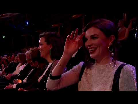 Brad Pitt calls best supporting actor award 'Harry'