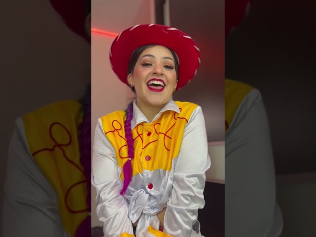Vídeo relacionado con Disney Toy Story Pijama niñas Disfraz Jessie Camiseta Larga Corta Pantalones 3-4 años
