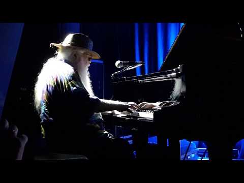 "É"  HERMETO PASCOAL Blue Note Rio 28/09/2017