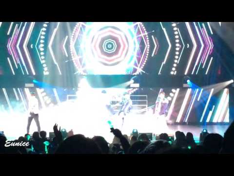 170319 SHINee World V in Toronto - Feel Good