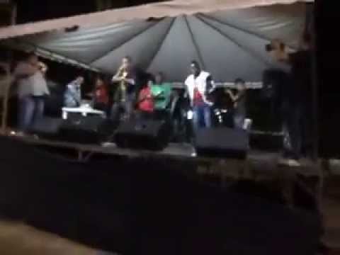 RIMANTE Y EL SANTI PUSO   A RUMBIAR LA TORRE