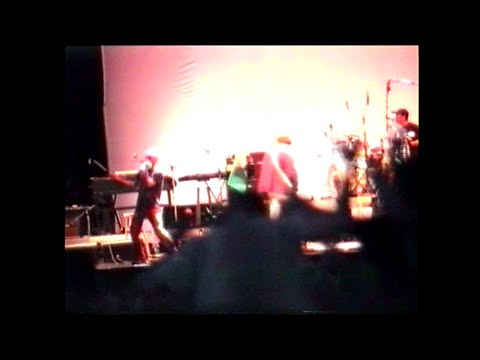 R.E.M - It's the End of the World as We Know It Live Slane Castle, Ireland 22.07.95