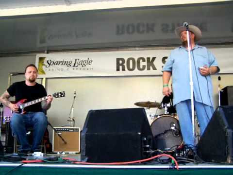 The Rumpshakers video