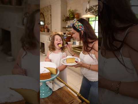 The ITALIAN Limoncello Cake🍋