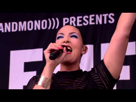 Caro Emerald - Tangled Up (Glastonbury 2014)