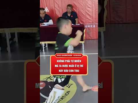 Không phải tự nhiên mà ta được ngồi ở vị trí này đâu con trai #shorts #viral #funny
