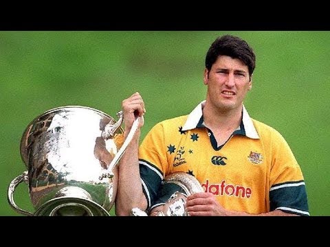 Wallabies Captain John Eales Kicks Winning Penalty Against The All Blacks in The 2000 Bledisloe Cup!