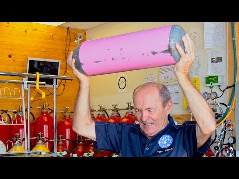 What Happens When You Drop A Tank? - Scuba Tech Tips: S10E07