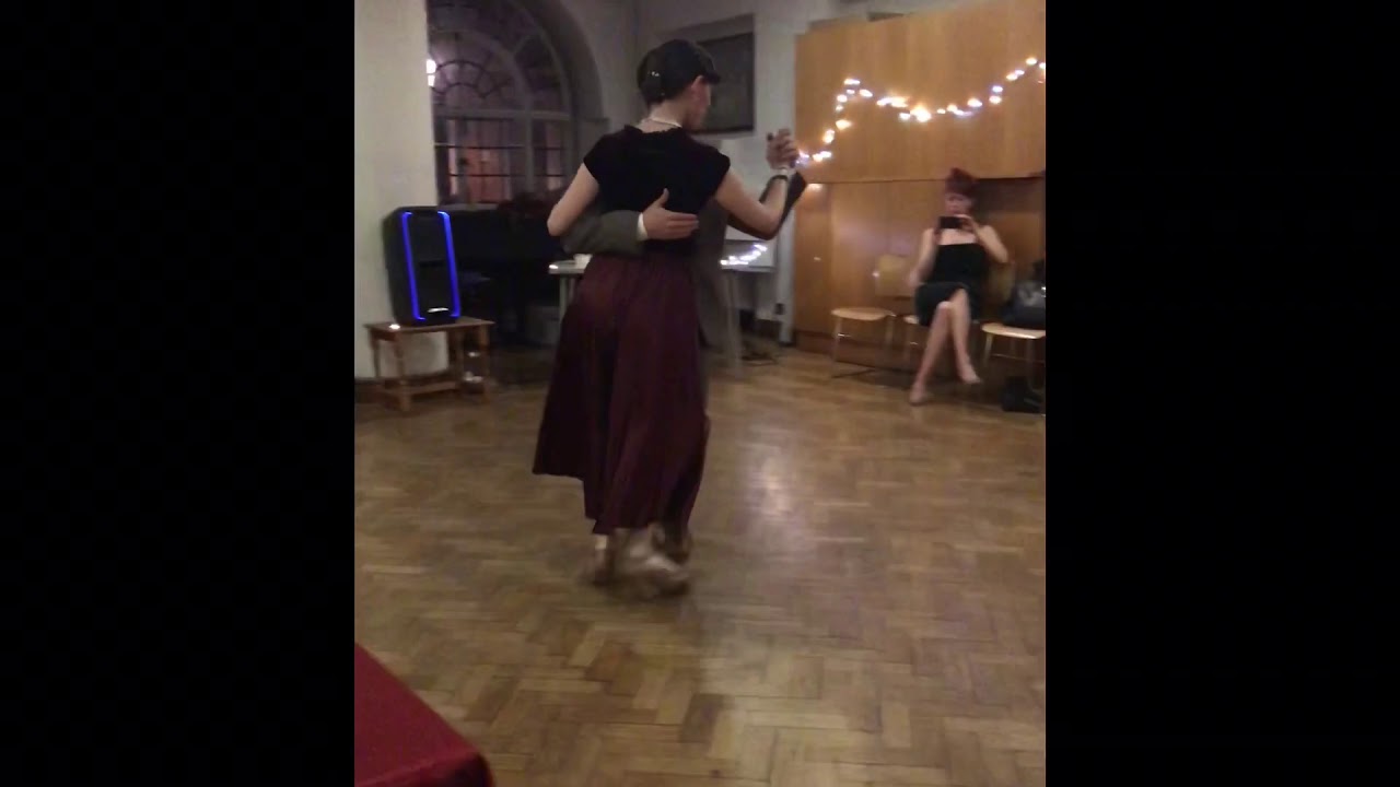 Luciano Millaqueo Y María Celeste Cimino en Londres