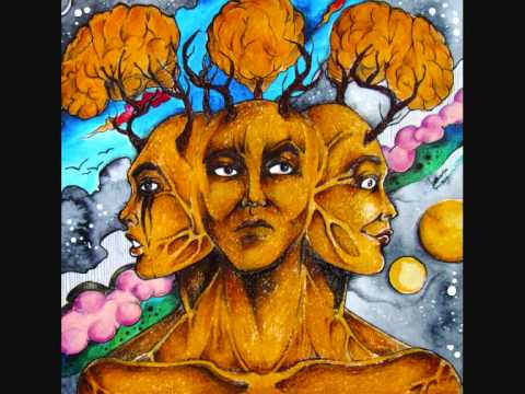 01. Trzy Mózgi - Trzy Mózgi