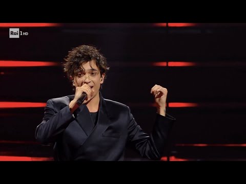 Tananai - Sesso Occasionale - Sanremo 2022 live (video completo)