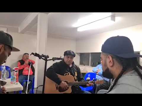 Si’i wind ‘oe po ..