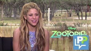 Shakira dá entrevista em português