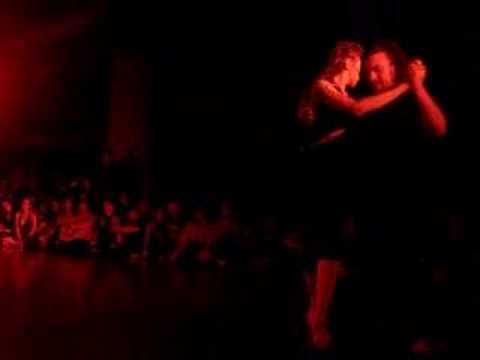  Lucia Mazer  and  Mariano Frumboli  are  dancing  to  the  tango  "  El Violin de Becho  "