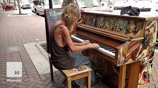 Homeless Man Plays Street Piano Beautifully in Florida (Come Sail Away) | Mashable News