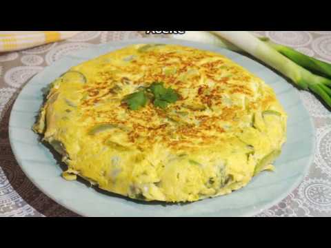 Courgette and onion omelette