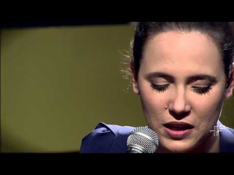 Pra alegrar o meu dia, por Tiê