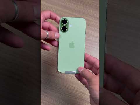Apple iPhone 17 Sage - UNBOXING and FIRST LOOK!