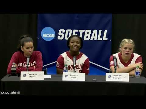 Arkansas postgame vs Oregon : Fayetteville Regional Final