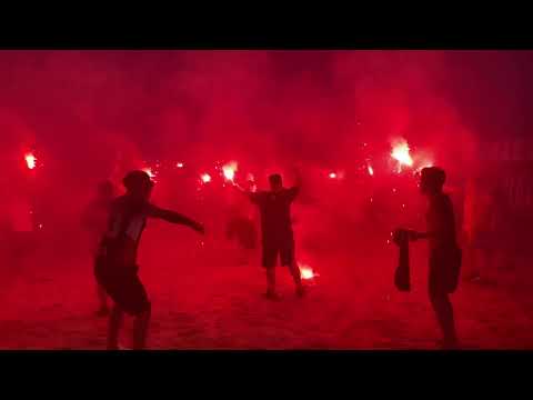 "PREVIA DE LA HINCHADA DE ÑUBLENSE DE CHILLAN " Barra: Los REDiablos • Club: Ñublense • País: Chile