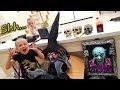 What's In the Box?? Creepy Halloween Edition! What's In the Box?? Creepy Halloween Edition!