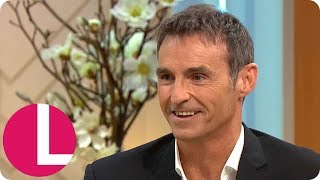 Wet Wet Wet's Marti Pellow Knows His Way Around a Frying Pan! | Lorraine