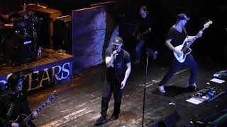2017 01 22 10 Years - Fault Line