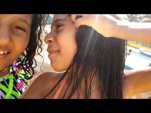 Na piscina com as minhas primas ▶1:31 ▶1:31 ▶1:31
