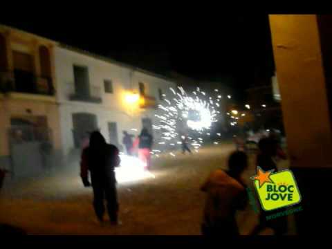 download lagu mp3 mp4 Festimo, download lagu Festimo gratis, unduh video klip Festimo