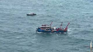 中國貨輪擱淺野柳 海象不佳無法抽油