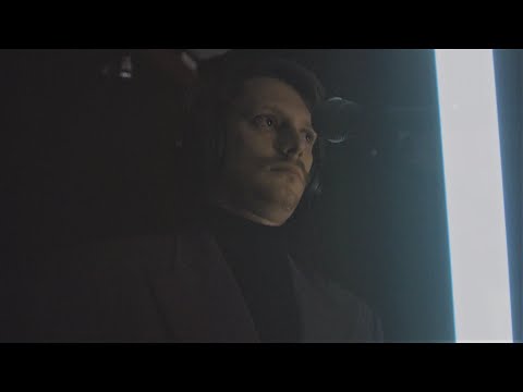 Ouu - Worn Out Look (Live)