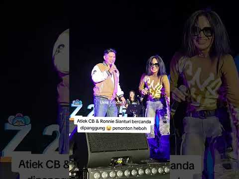 Atiek CB & Ronnie bikin heboh di Prambanan Jazz