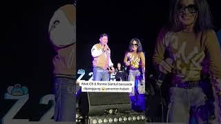 Download lagu Atiek CB & Ronnie bikin heboh di Prambanan Jazz mp3 Download lagu Atiek CB & Ronnie bikin heboh di Prambanan Jazz mp3