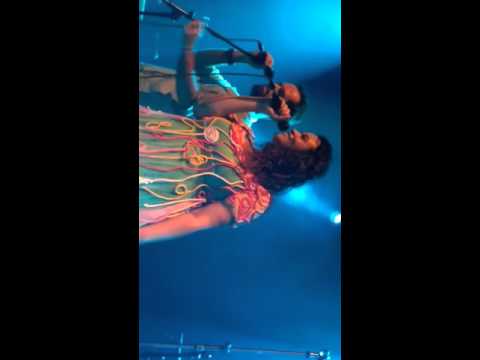 Felicidade - Marcelo Jeneci e Tulipa Ruiz no circo voador
