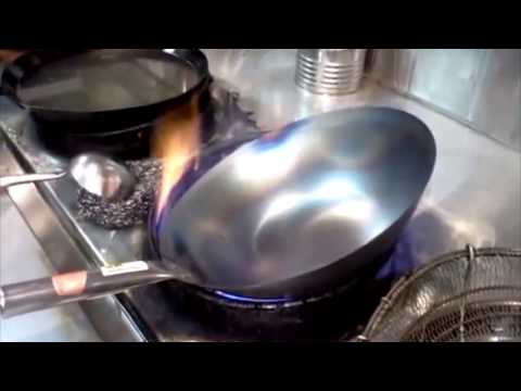 Fatima Ciesa   Cómo "curar" tu Sartén Wok