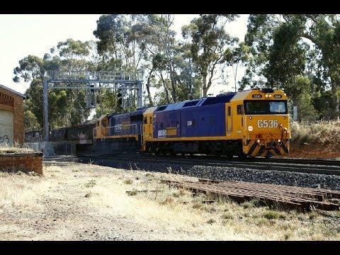 G536 and XR550 depart Kangaroo Flat on 9026 7/2/14