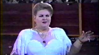 &#39;Libro Abierto&#39; con Paquita con Banda