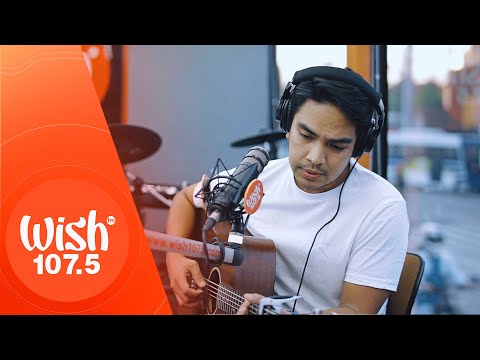 Jason Marvin performs "Oras" LIVE on Wish 107.5 Bus