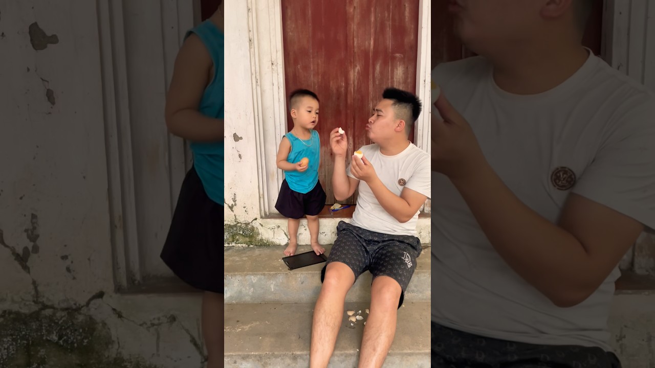 Quả trứng được 2 bố con chia sẻ #funny