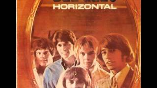 Bee Gees - Horizontal - The Change Is Made