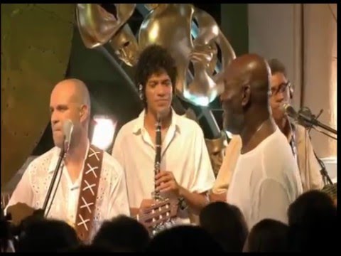 Alexandre Leão e Lazzo - Do jeito que seu nego gosta.