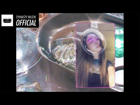 Wildberry 'Should I?' (feat. Dopein) Official Music Video