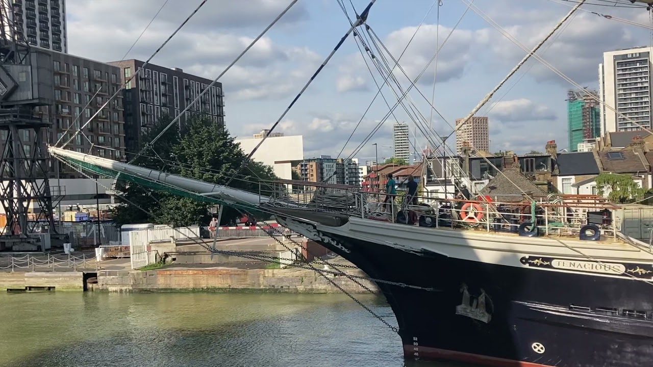 Isle of Dogs Blue Bridge