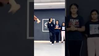 Download lagu Annie is Slaying this Choreography ๐ฅโจ| DJ Waley Babu | Deepak Tulsyan Choreography mp3 Download lagu Annie is Slaying this Choreography ๐ฅโจ| DJ Waley Babu | Deepak Tulsyan Choreography mp3