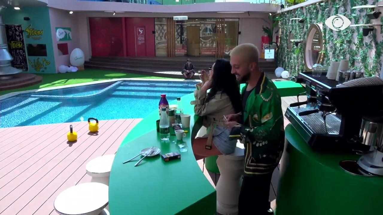 “Dje të doja, por sot edhe më shumë”/ Gjesti batuta me Eglin