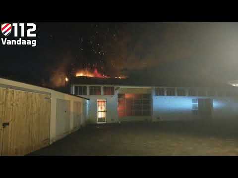 Brand verwoest dure auto’s in Vught